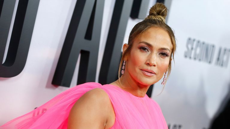 NEW YORK, NEW YORK - 12. DECEMBER: Jennifer Lopez sa zúčastňuje