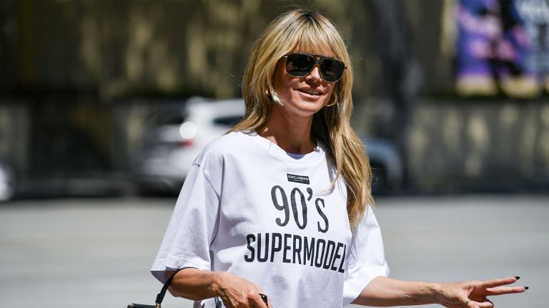 LOS ANGELES, CA - 28 DE MARÇO: Heidi KLum é vista em 28 de março de 2021 em Los Angeles, Califórnia. (Foto de PG / Bauer-Griffin / GC Images)