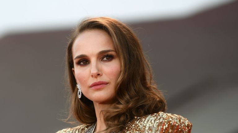 Atriz Natalie Portman chega para a estreia do filme