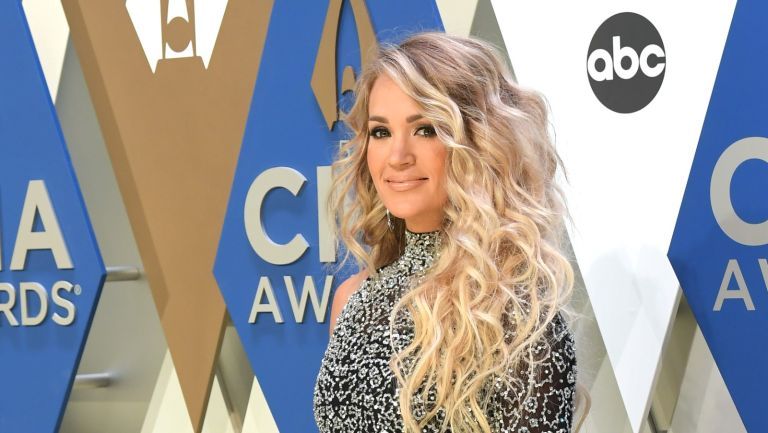 Die Country-Künstlerin Carrie Underwood nimmt am 11. November 2020 in Nashville, Tennessee, an den 54. jährlichen CMA Awards im Music City Center teil.