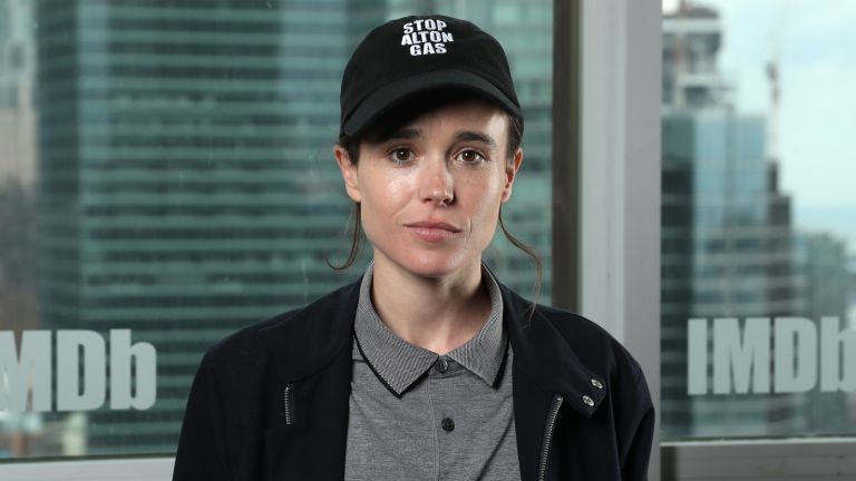 Ellen Page navštevuje IMDb Studio predstavené spoločnosťou Intuit QuickBooks v Toronte 2019 v hoteli Bisha Hotel & Residences 7. septembra 2019 v kanadskom Toronte.