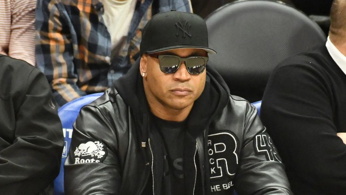 يحضر LL Cool J مباراة كرة سلة