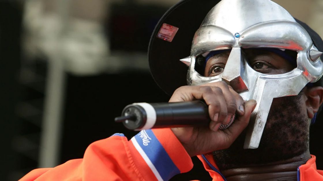 MF DOOM tampil di konser amal untuk Rhino Foundation
