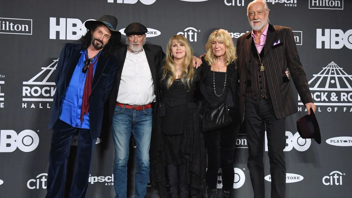 Stevie Nicks wraz z członkami Fleetwood Mac.