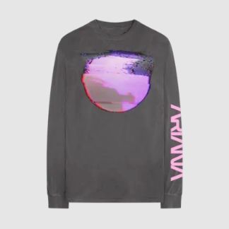 ariana-merch-1