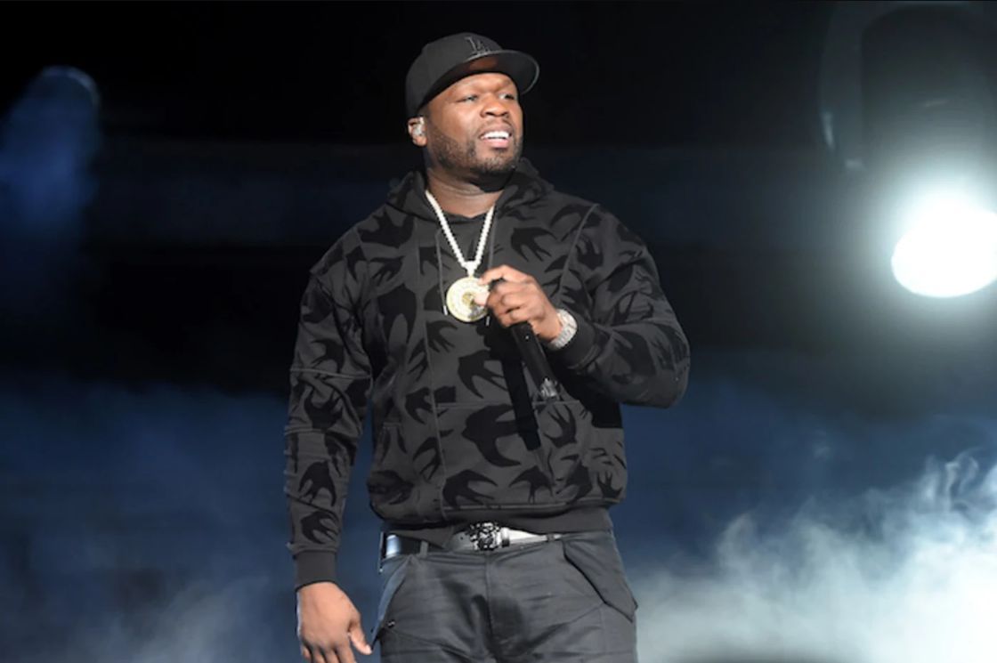 50 Cent membuat persembahan di NYC