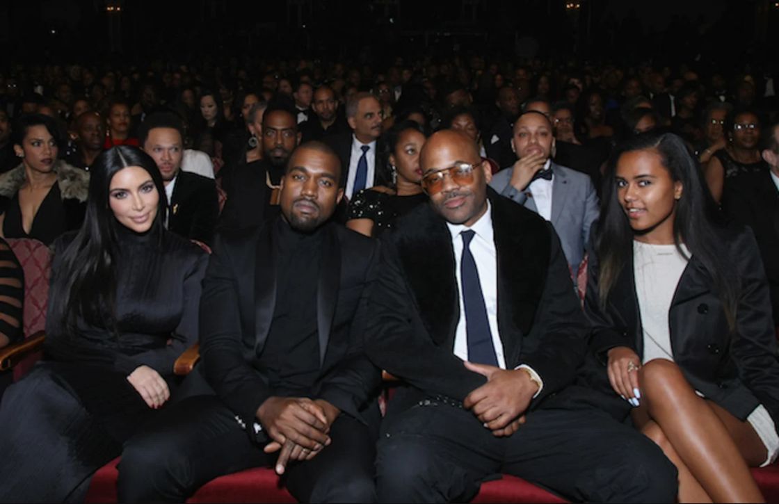 Kim Kardashian, Kanye West, Damon Dash, dan Ava Dash di BET Honours.