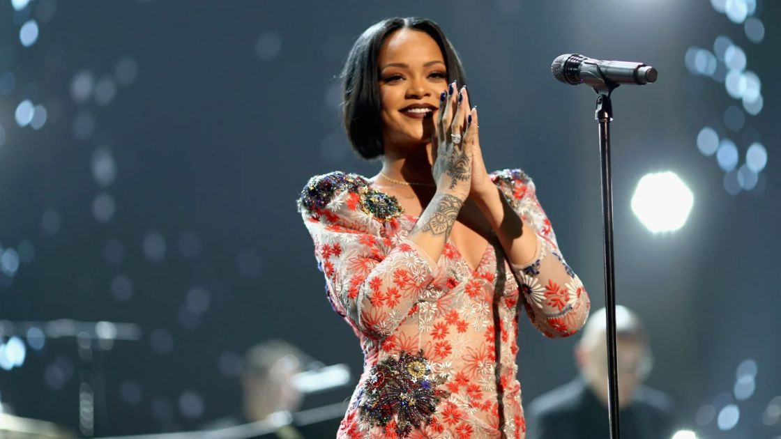 rihanna ig commento