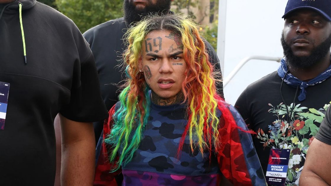 6ix9ine відвідує День Made in America 1