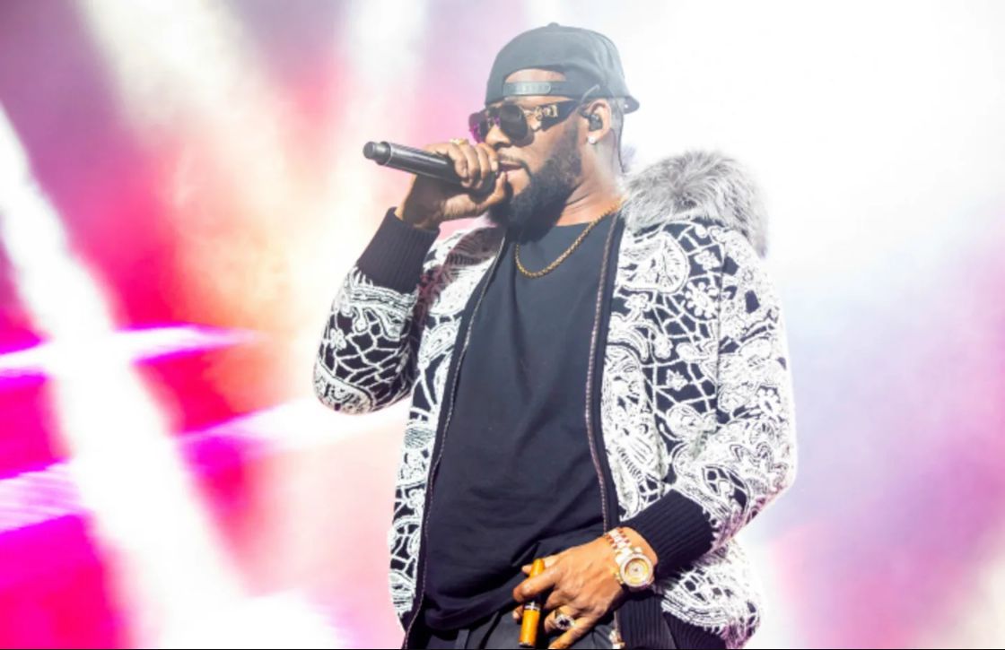 R. Kelly cântă la Little Caesars Arena
