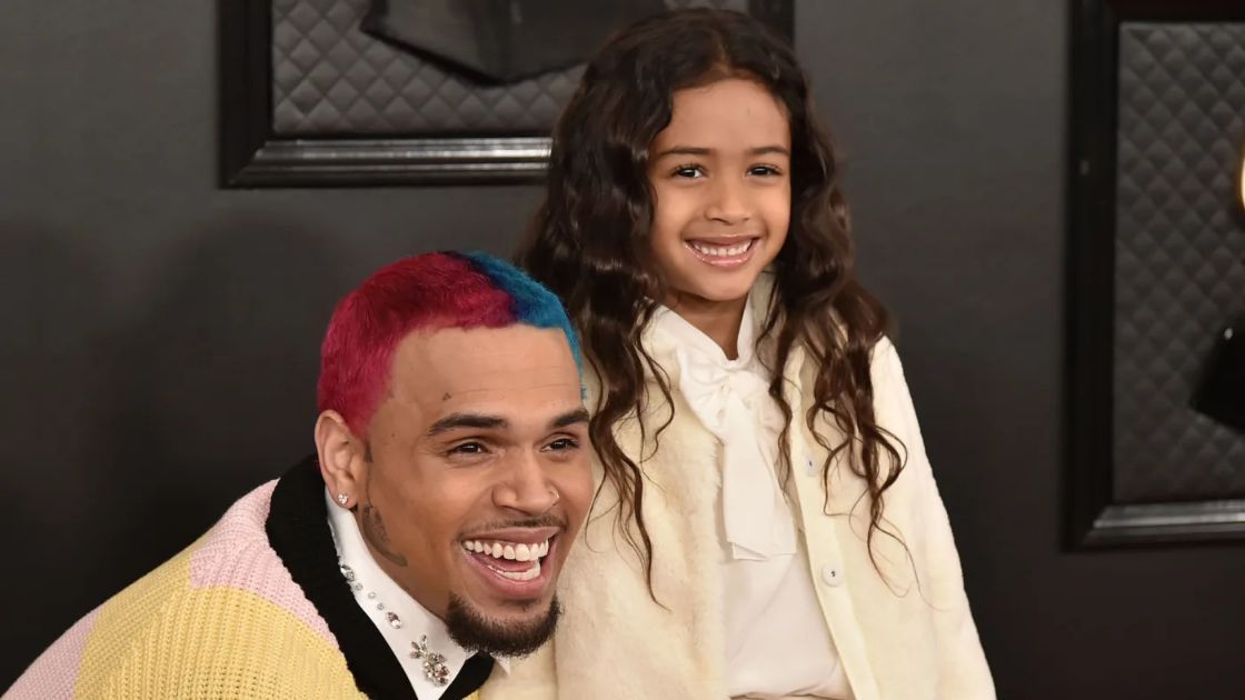 Chris Brown dan Royalty Brown menghadiri Penghargaan Grammy Tahunan ke-62