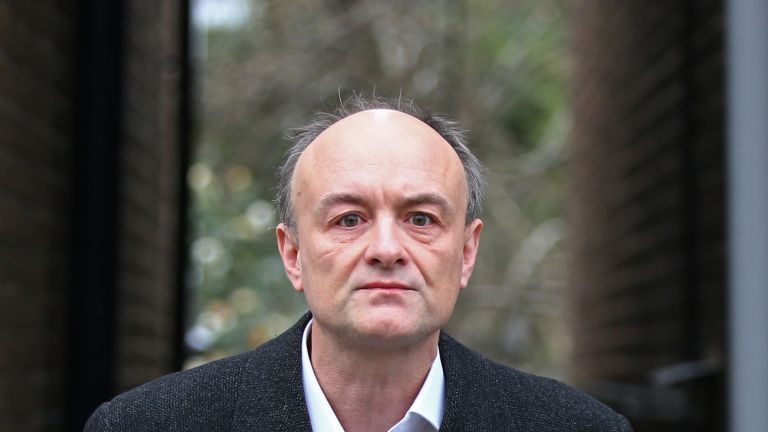 Доминик Каммингс заявил, что Борис Джонсон намеревался посетить королеву в начале пандемии.