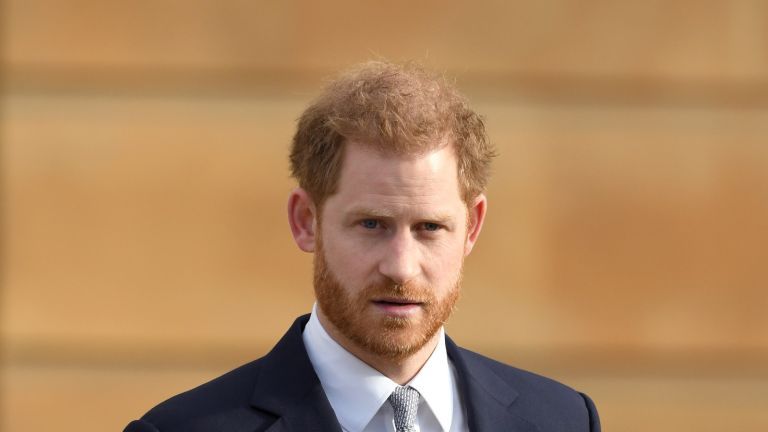 Princ Harry je po prijetnem letu prišel v London