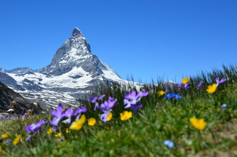 I posti migliori per viaggiare da soli, viaggi da sole donne, andare in vacanza da soli