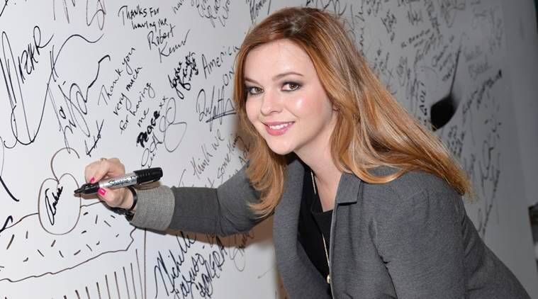 ARQUIVO - Neste dia 14 de abril de 2015, arquivo de foto, a atriz Amber Tamblyn participa da AOL