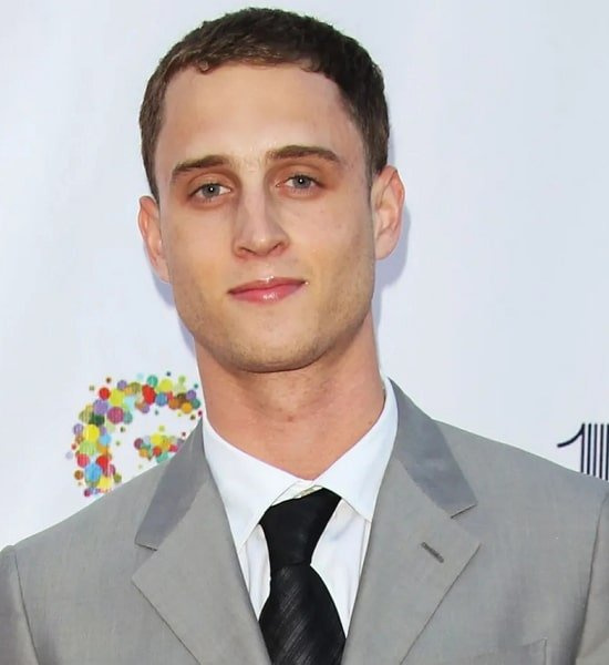  Chet Hanks