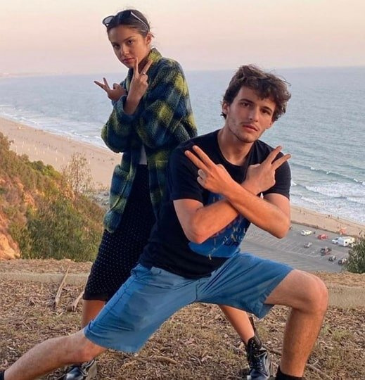 olivia rodrigo bývalý priateľ