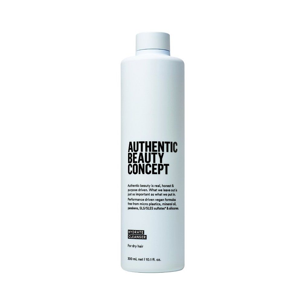 Autêntico produto de limpeza hidratado do conceito de beleza