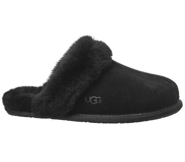 uggs hjemmesko på kontoret