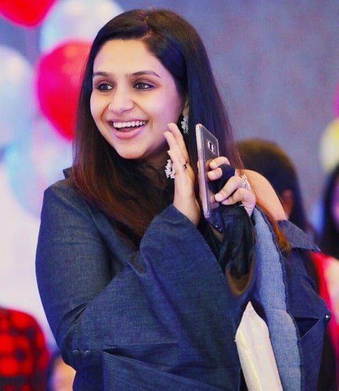 irmã ruchikaa kapoor