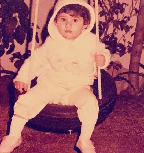mahira khan detská fotografia