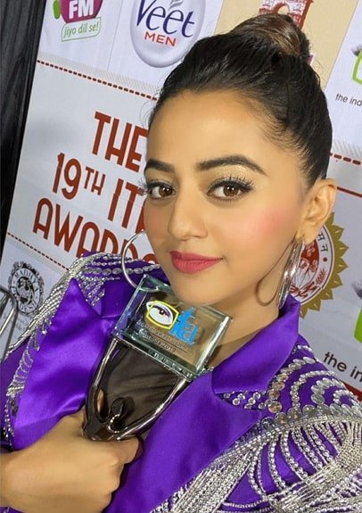nagrada helly shah