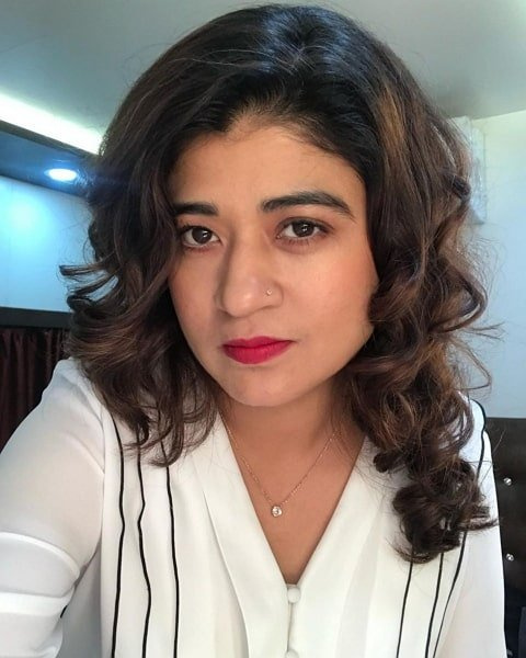   cola nidhi