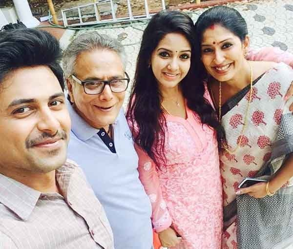 familia pavani reddy