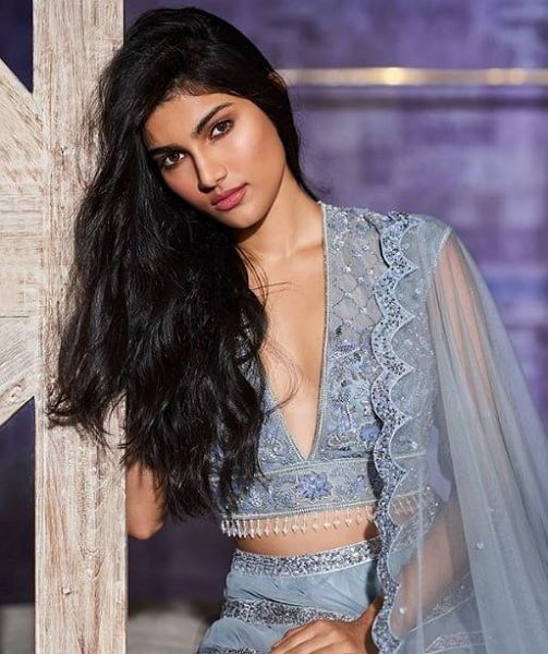 alizeh agnihotri
