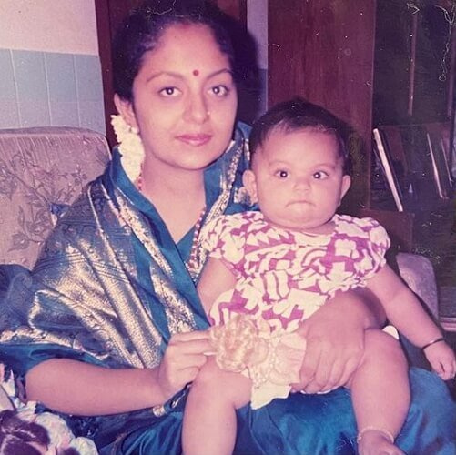 ahaana krishna foto de infância