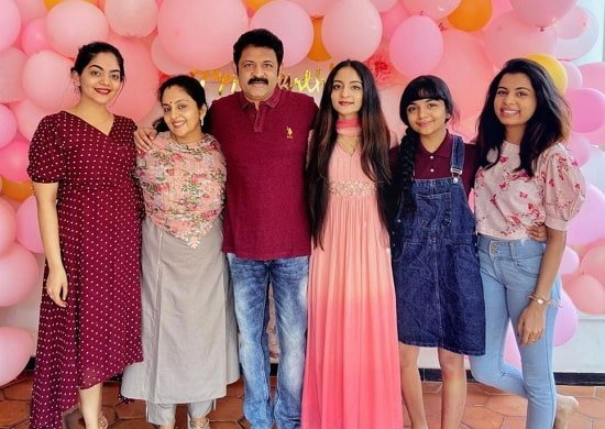 família ahaana krishna