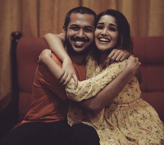 brat anikha surendran