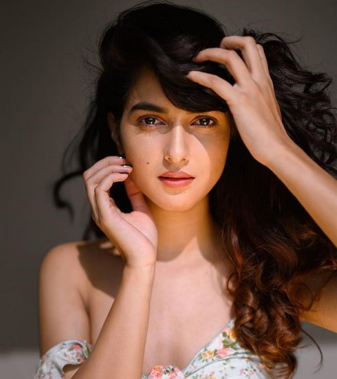 kritika yadav