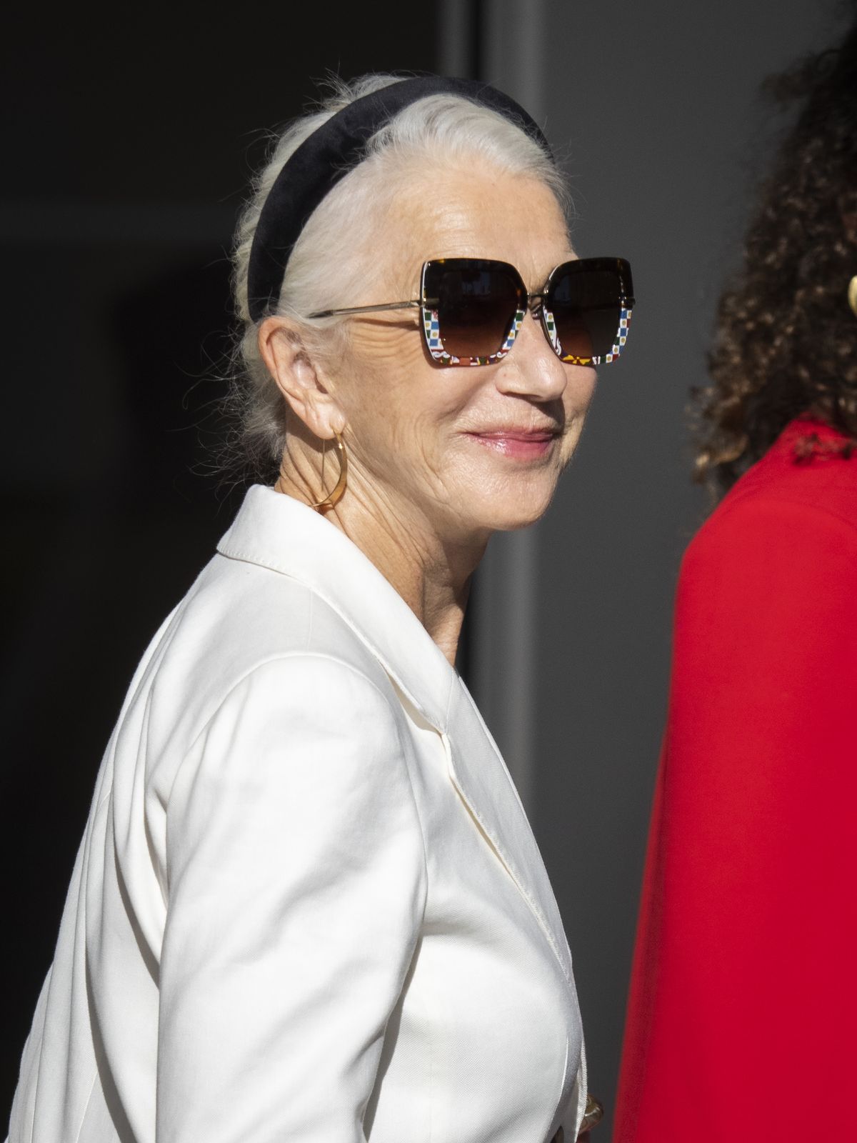 Dame Helen Mirren é vista no Martinez Hotel durante o 74º Festival de Cinema de Cannes em 08 de julho de 2021 em Cannes, França.