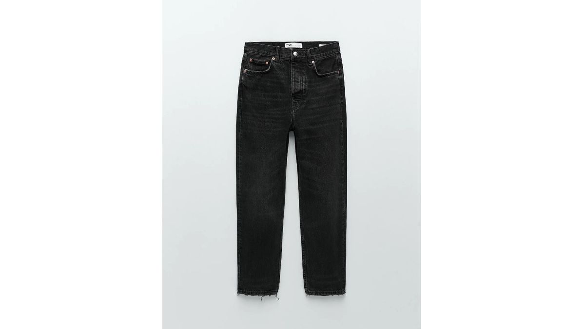 kako nositi škornje s kavbojkami - Zara jeans kavbojke z ravnimi nogami