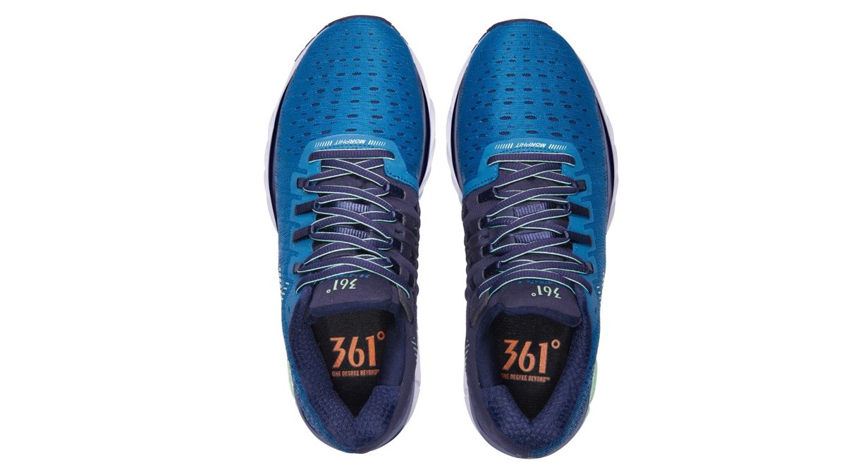 361 Strata 4 Trainer oben