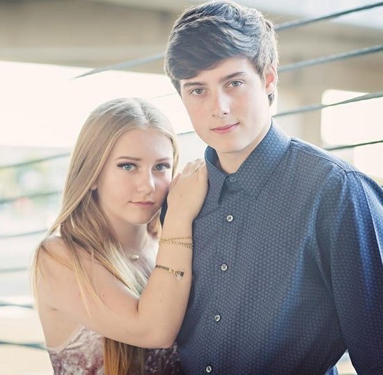 manžel camryn clifford