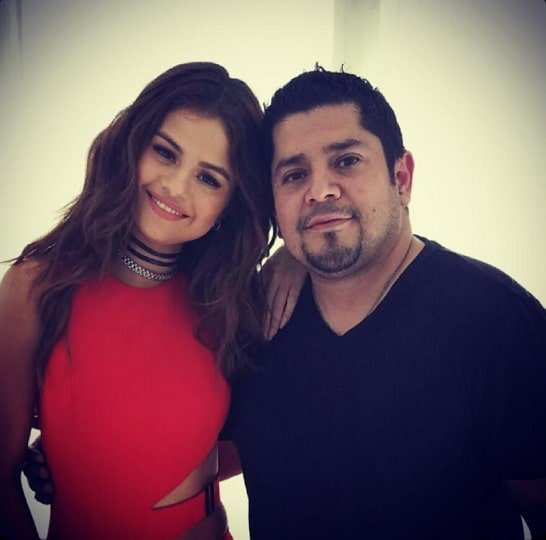otec selena Gomez