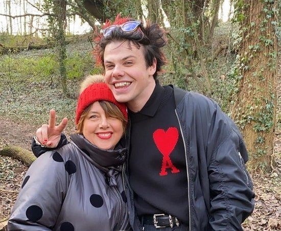 yungblud майка