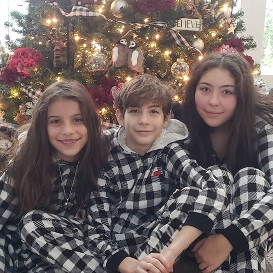 irmãos jacob tremblay