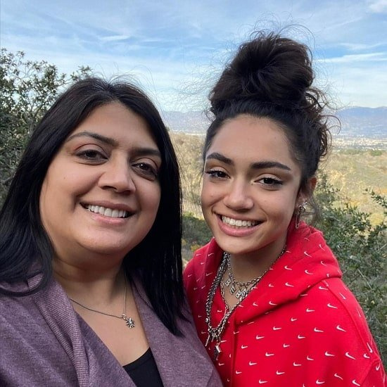 avani gregg madre