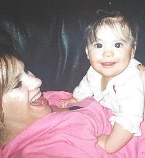 foto de infância de mackenzie ziegler