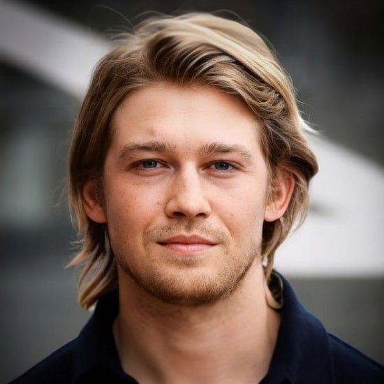  joe alwyn