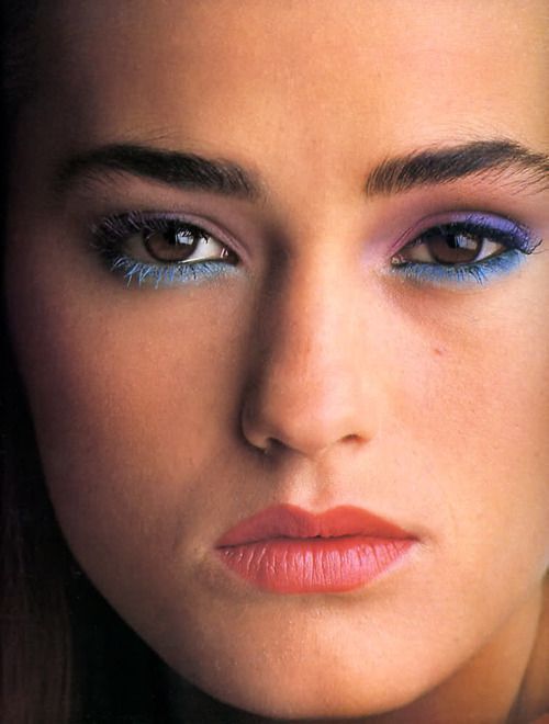 Mascara trucco anni 