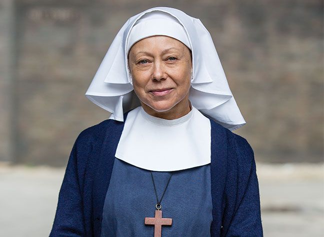 Jenny Agutter Pokliči babico