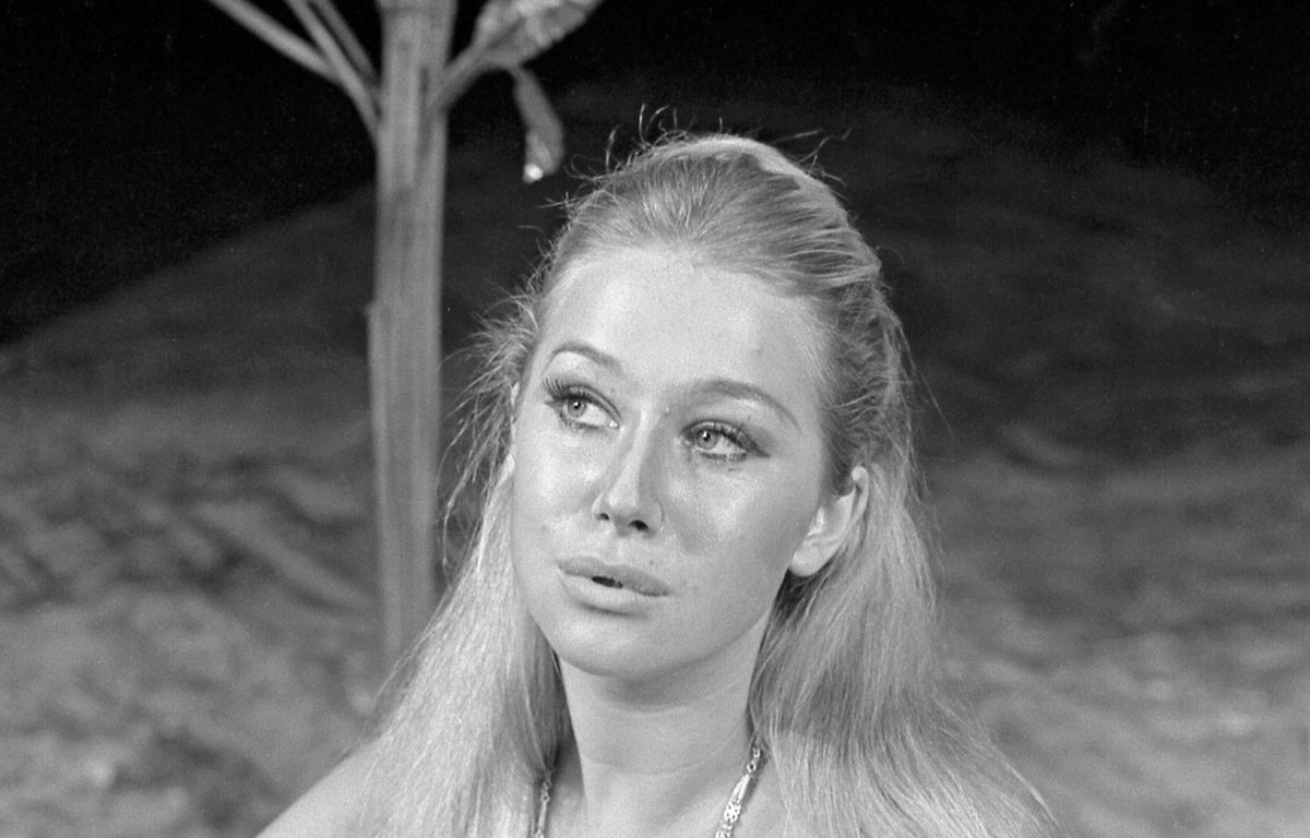 A atriz Helen Mirren como Cressida, em uma cena de