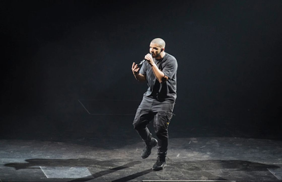 Drake แสดงที่ First Direct Arena