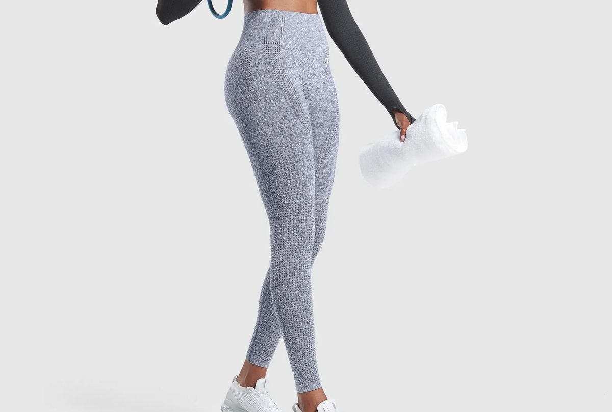 Bezšvové legíny Gymshark Vital v šedozelenej farbe