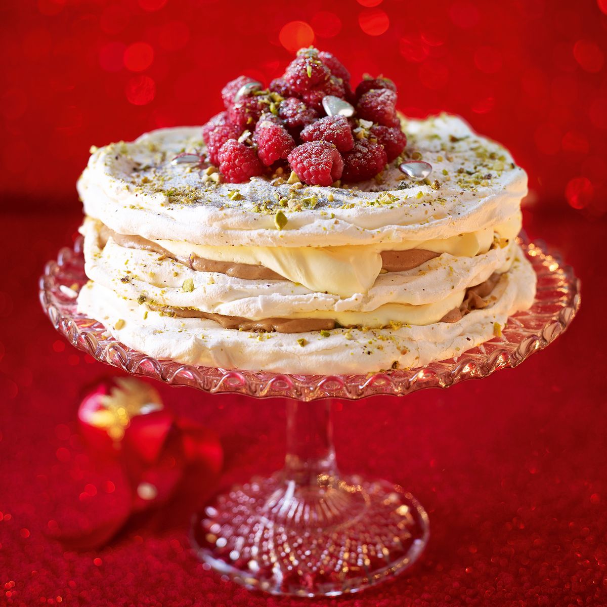 Pastel De Merengue De Pistacho Y Frambuesa