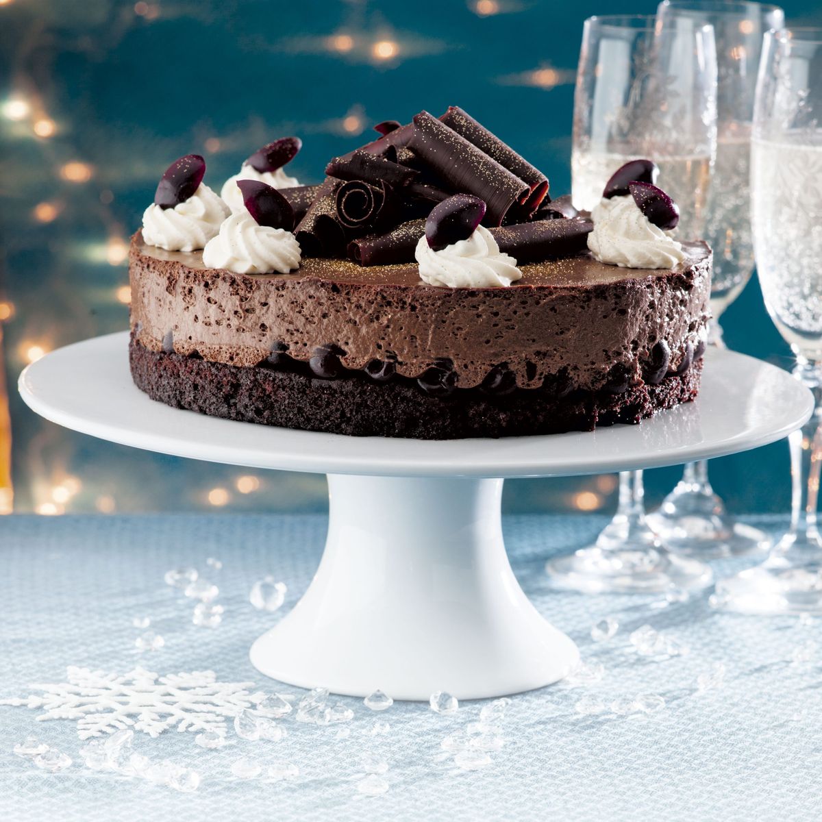 Pastel de mousse de chocolate y cereza
